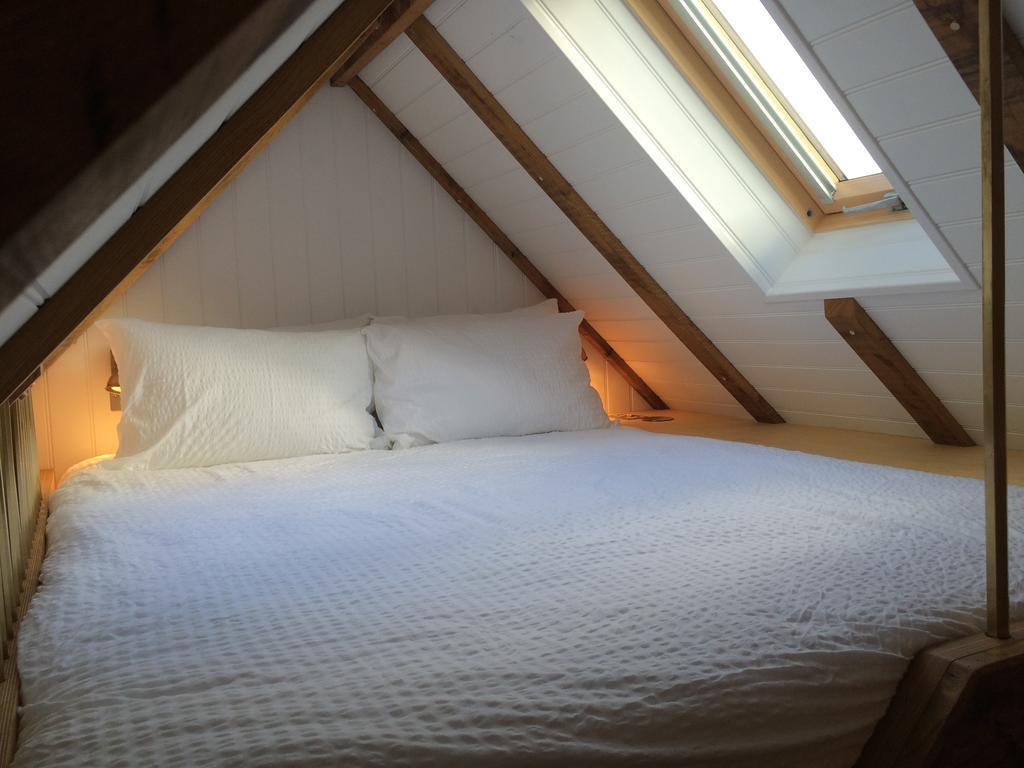 Shepherds Barn West Dean 外观 照片